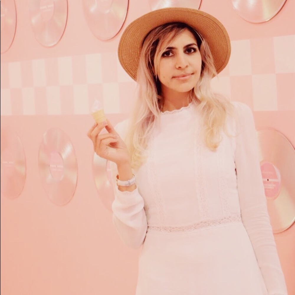 Magnolia Lace Long Sleeve Dress In White - Picture 6 of 8